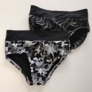 Chelsea B set of dance briefs child medium